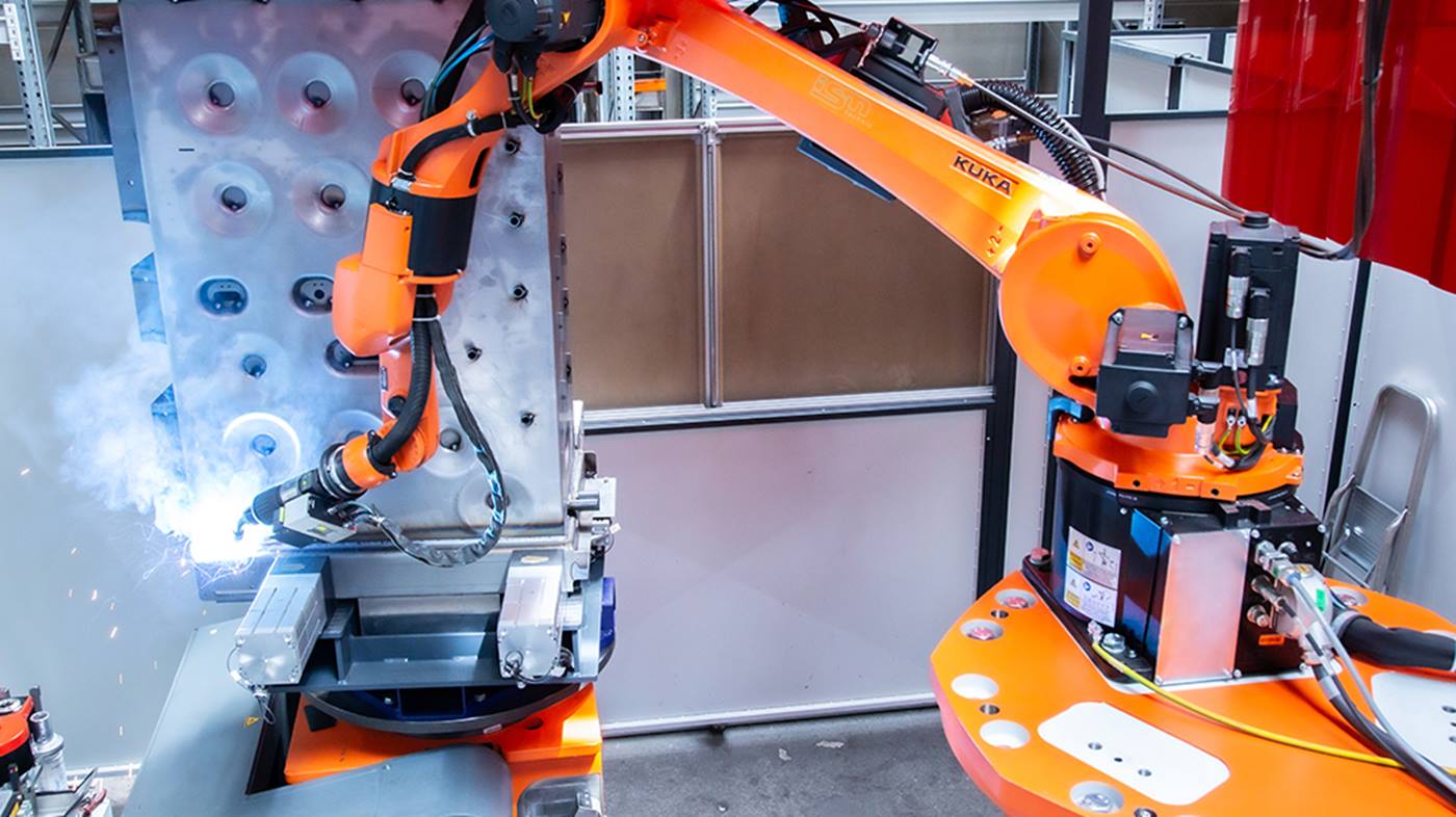 Volautomatisch boiler lassen met KUKA