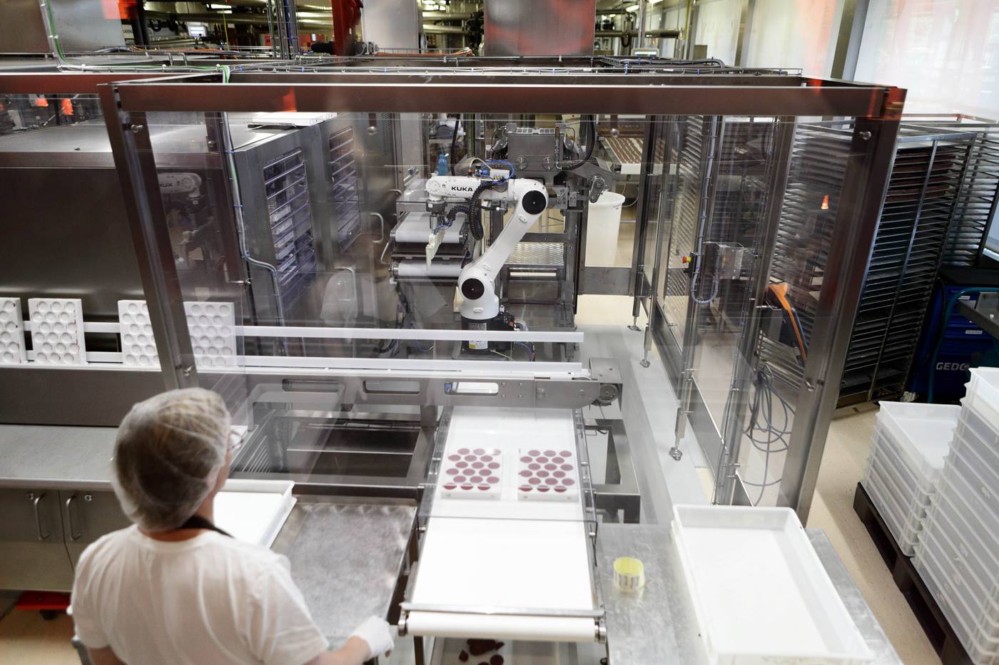 KUKA robots produceren chocolade bij Zotter