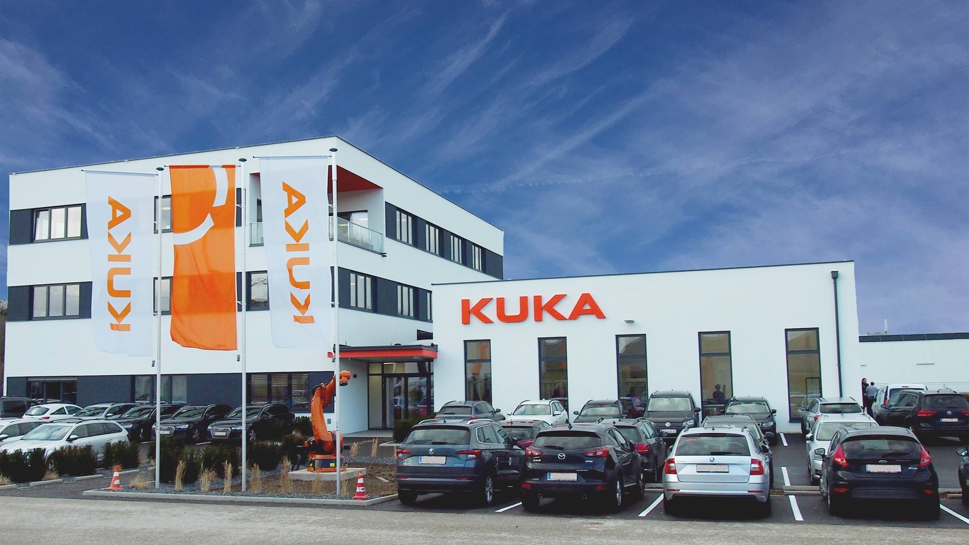 Mit 10.12. hat die KUKA CEE GmbH ihren neuen Firmensitz in Steyregg.