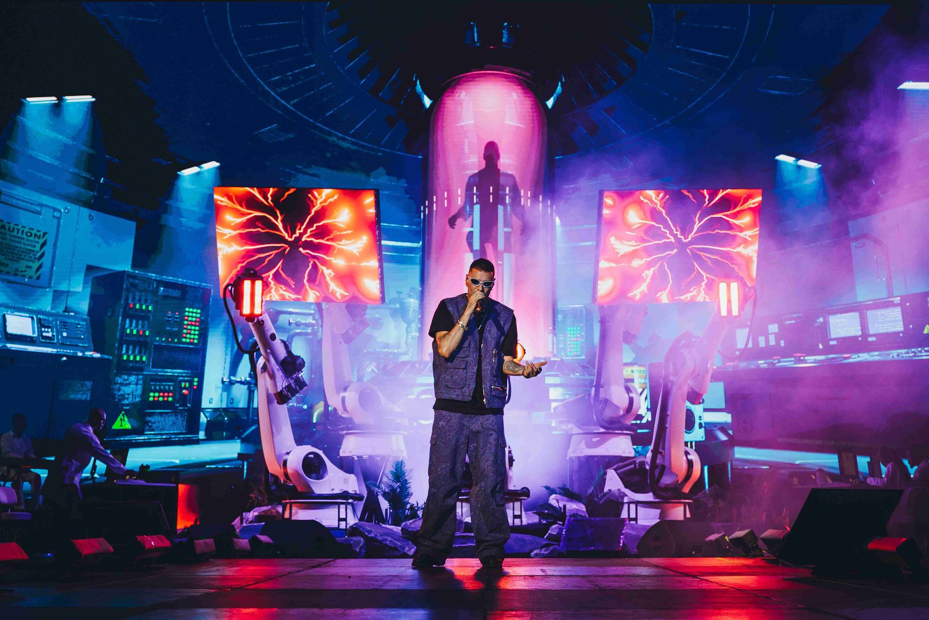 KUKA and Ombra Behind Marracash