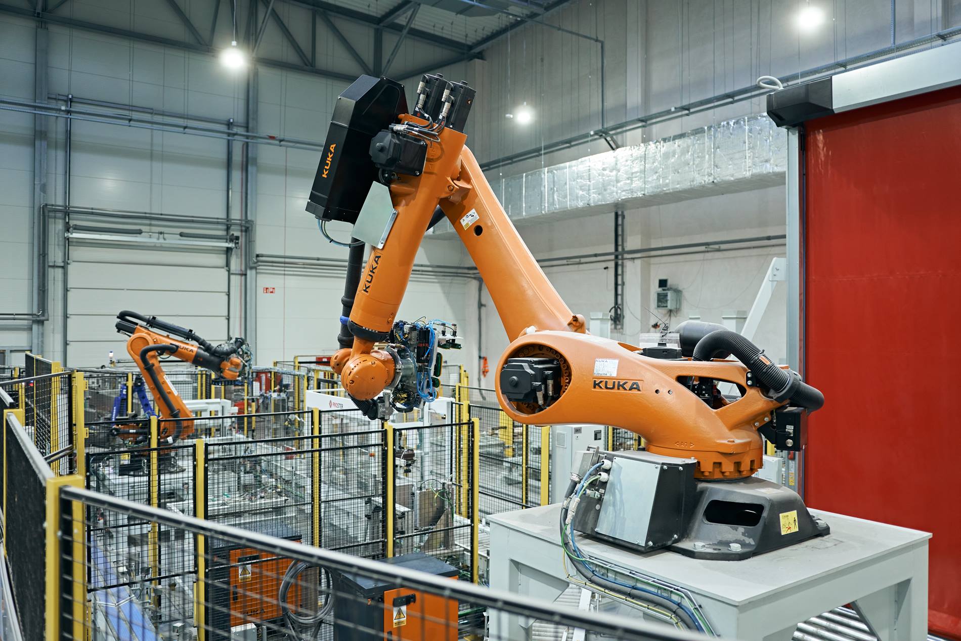 Roboty KUKA w rzeszowskiej fabryce Efekt Plus