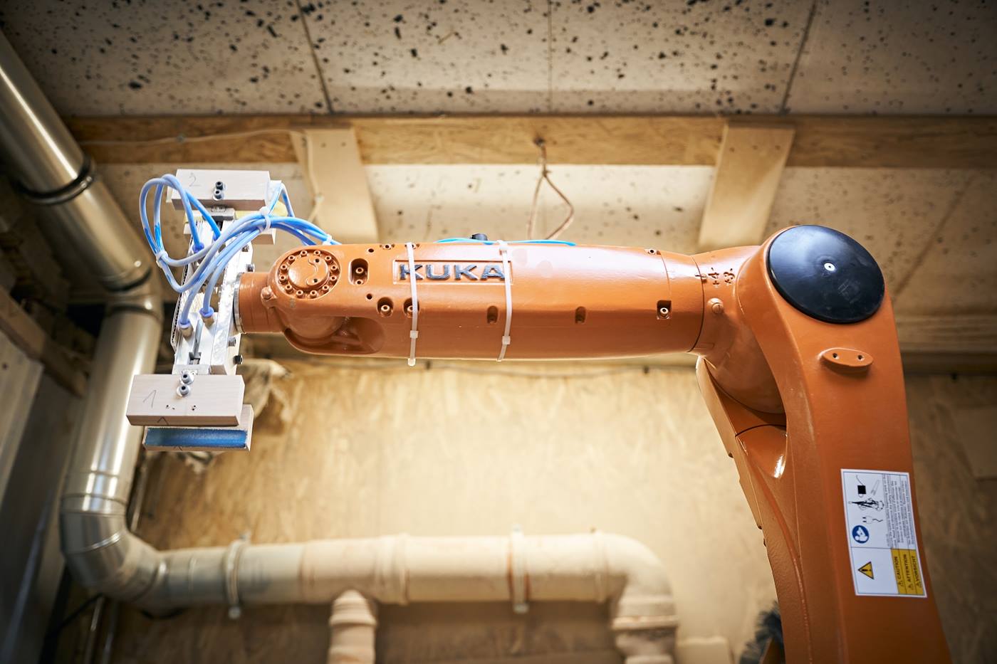 KR Agilus w zakładzie VanessaWood