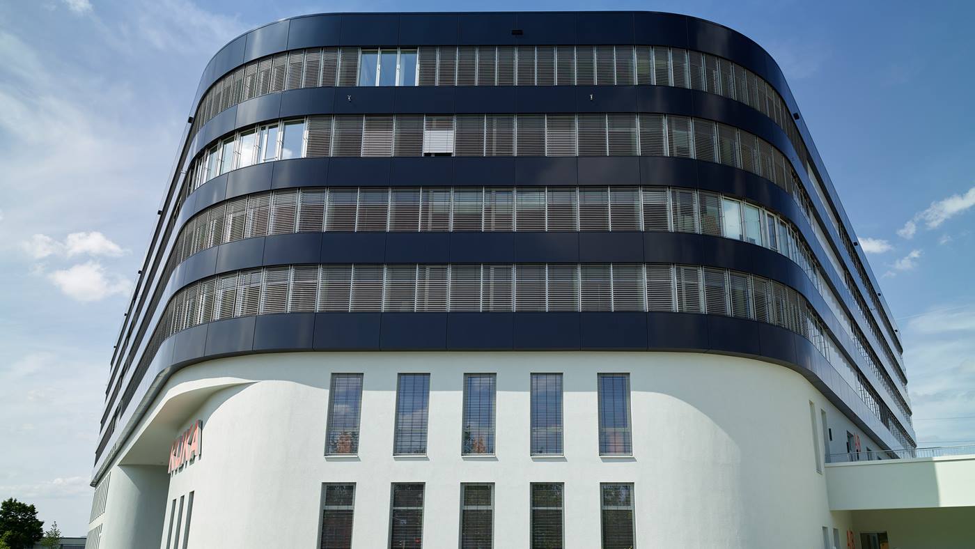 Außenansicht des KUKA Entwicklungs- und Technologiezentrums in Augsburg