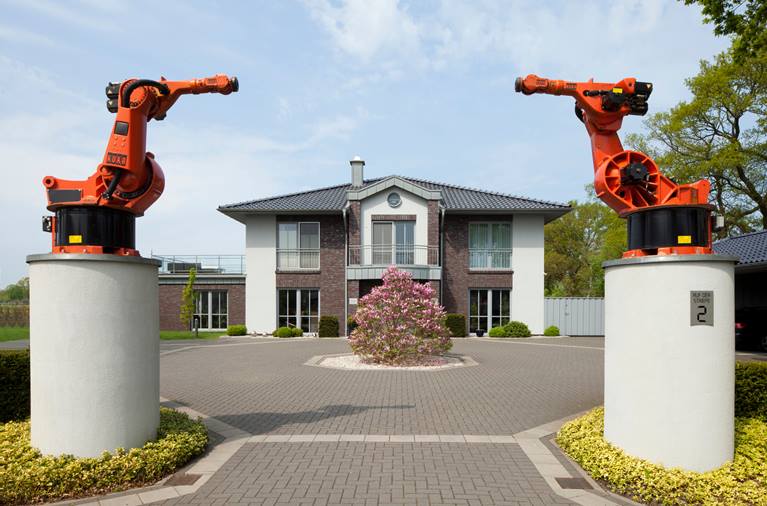 Building of KUKA located in Hude Wuesting