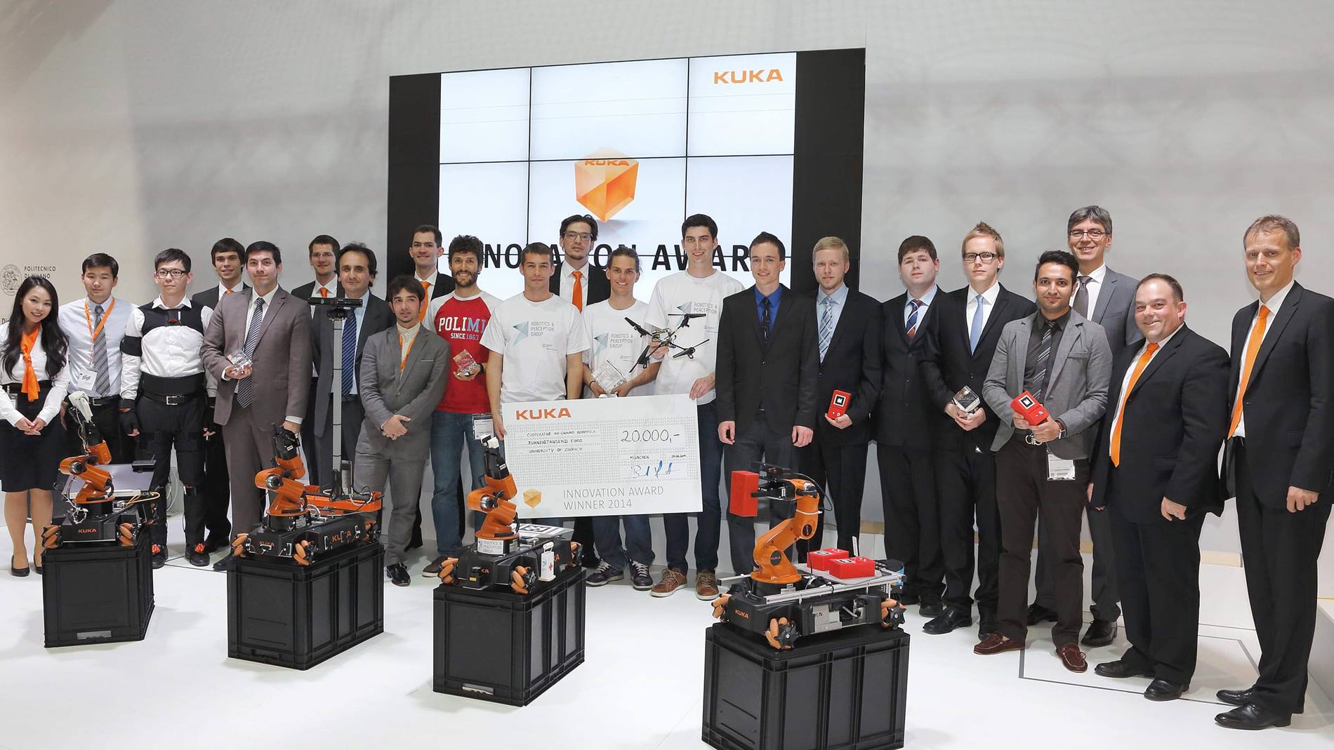 Beim Innovation Award 2014 zeigten die Teilnehmer Innovation mit dem KUKA youBot