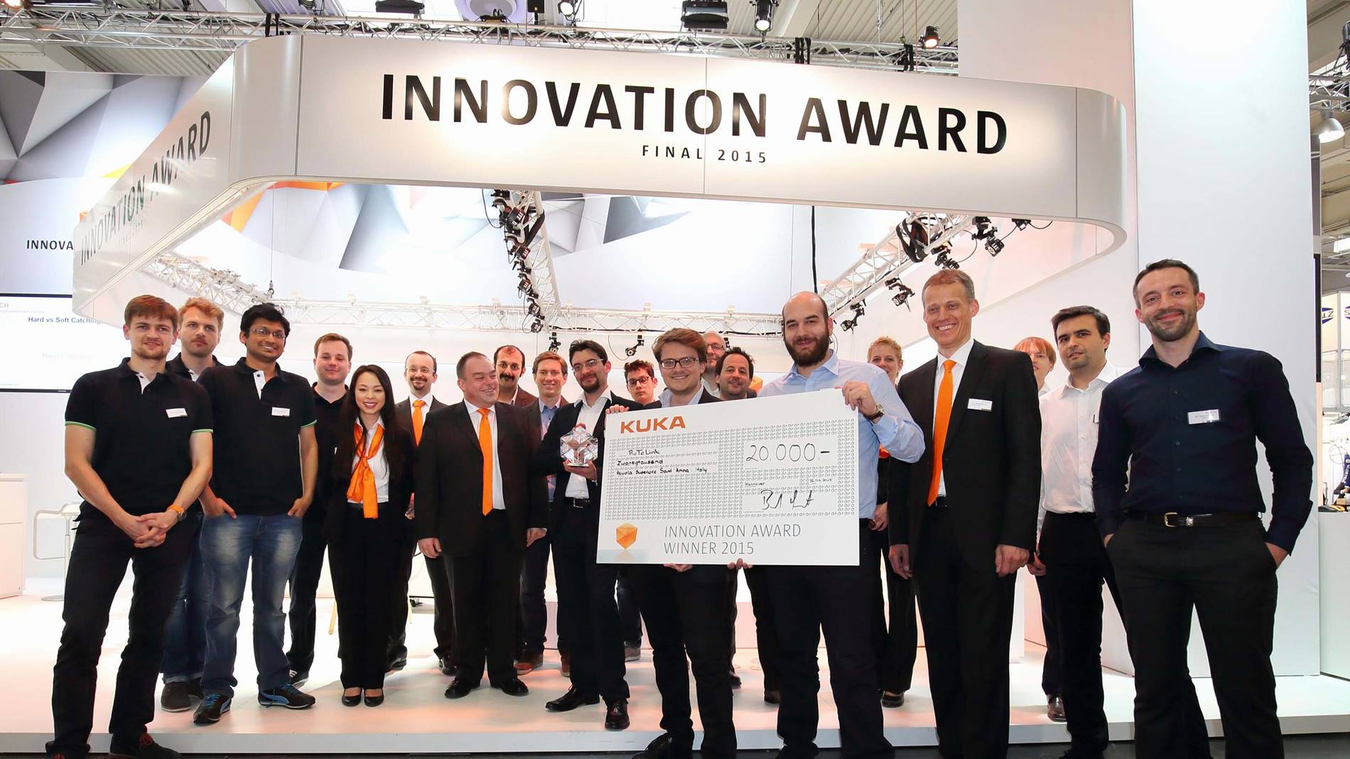 Beim KUKA Innovation Award 2015 ging es um Innovationen mit dem LBR iiwa