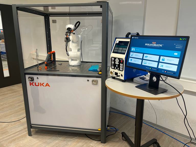 Augmented reality in education and training at KUKA - Learn to weld ...
