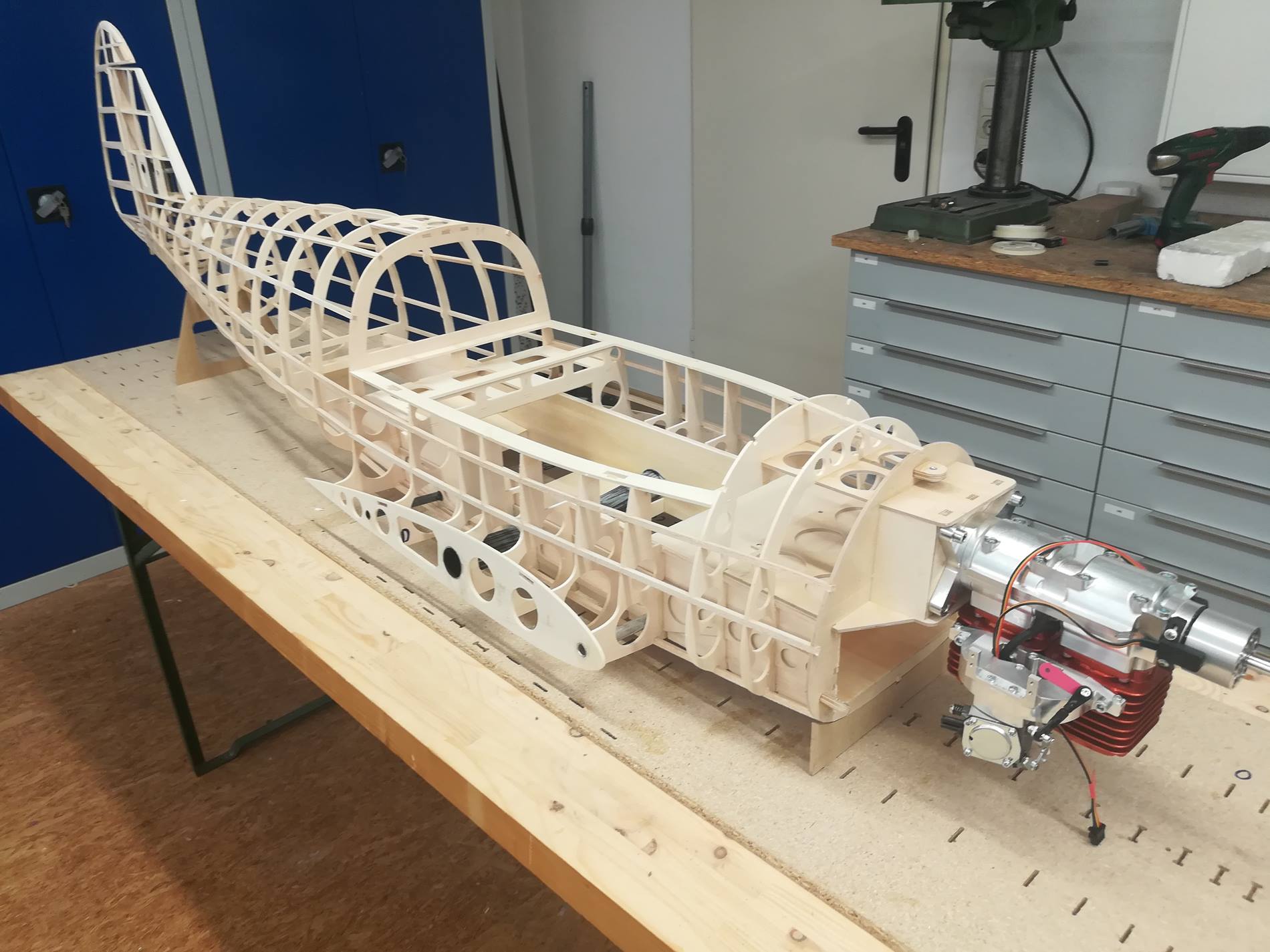 Modellflugzeug in der Konstruktion