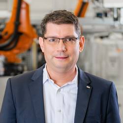 Bild von Timo Heil, Geschäftsführer der KUKA Assembly & Test GmbH 