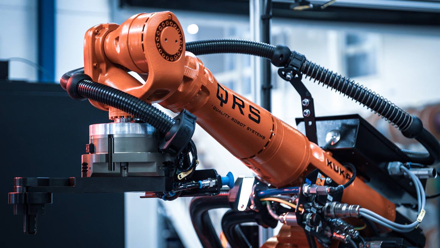 KUKA Roboter mit intelligenten Kameras automatisieren Produktion - KUKA