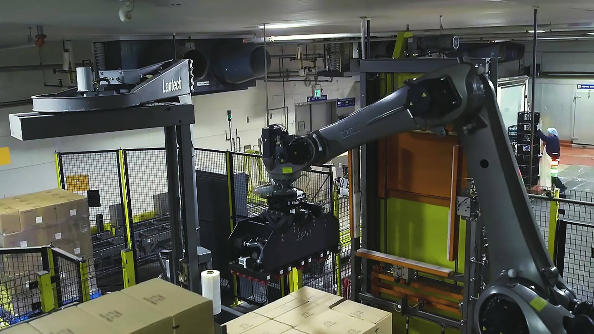 Höhere Effizienz mit KUKA Palettierer 