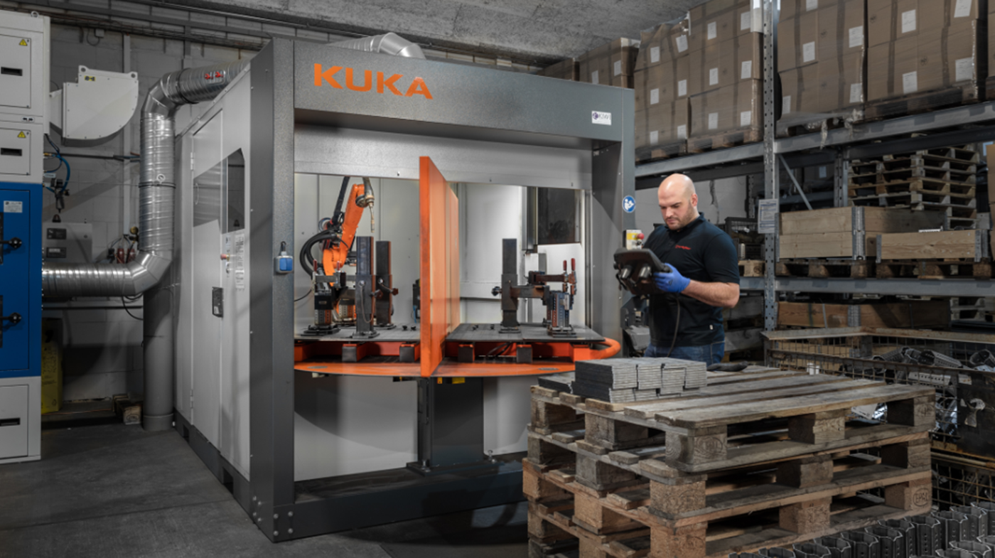 KUKA software for automated welding
