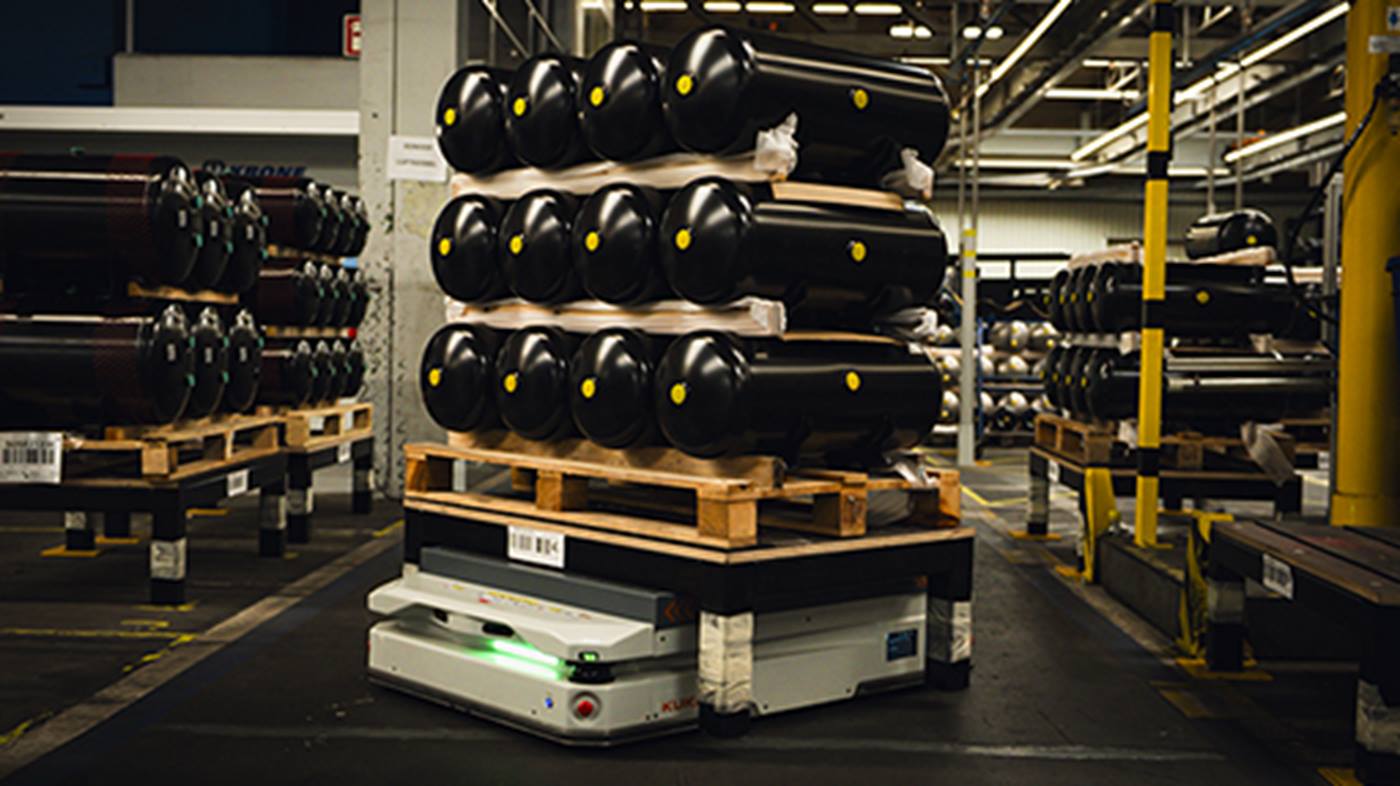 Die KMP 1500P trägt bis zu 1500 Tonnen Last.