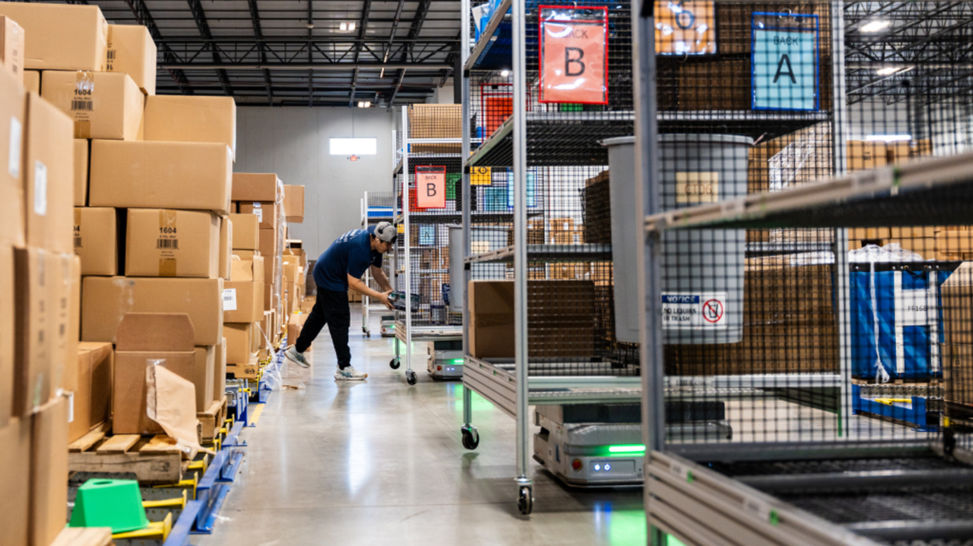 Online order fulfillment with automation 