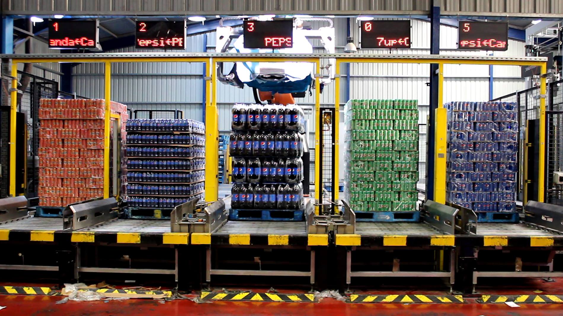 Palettieranlage für Getränke bei Pepsi in Jordanien