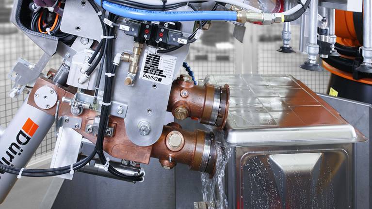 Roboterbasiertes Schweißen ermöglicht hohe Qualität bei kurzen Taktzeiten.