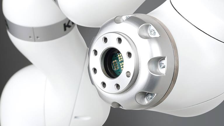 LBR Med-Flansch close up