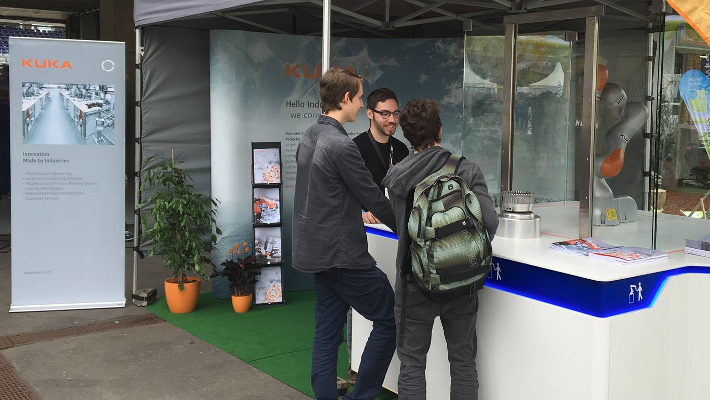 KUKA booth at the E-Mobility Play Days 2017