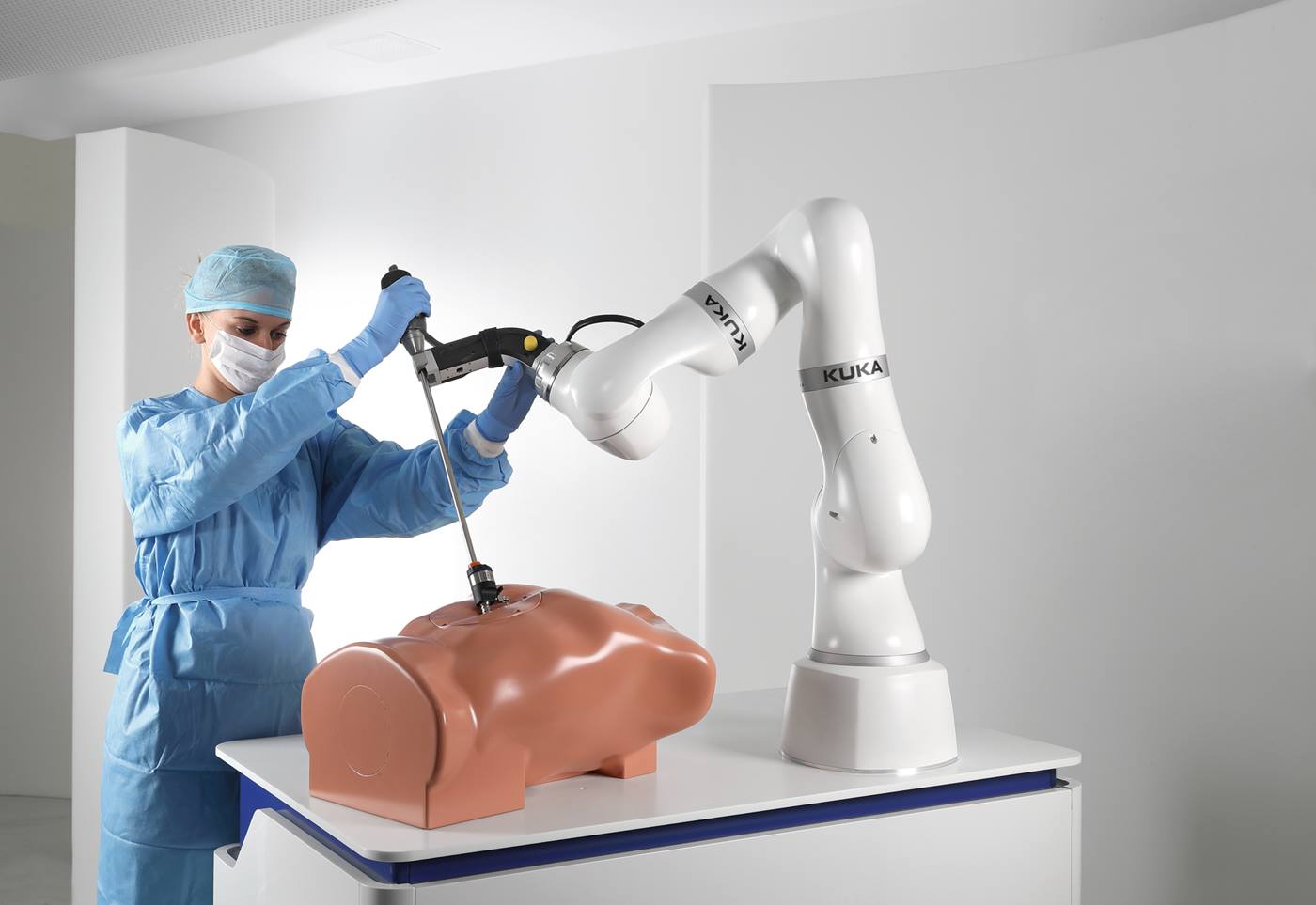 KUKA Lightweight Robot LBR Med can  bie integrated into medical products