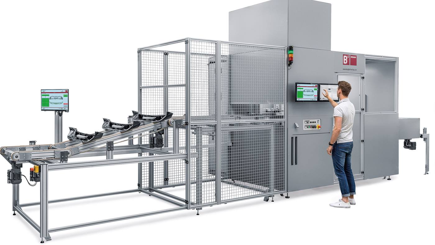 Smart Component Tester mit KR CYBERTECH zur Prüfung von Heckspoilern