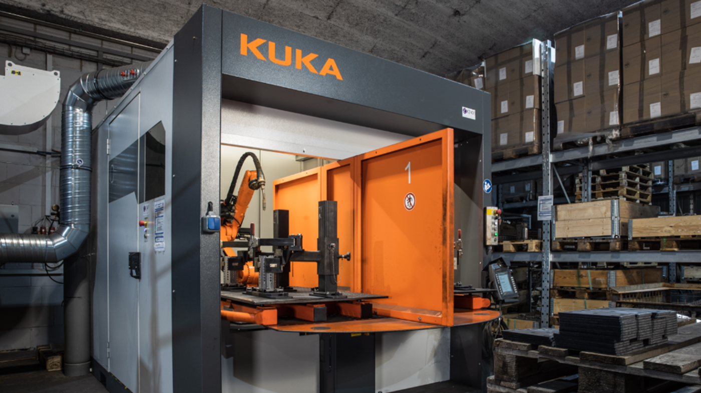 welding cell from KUKA