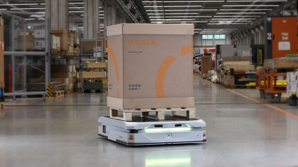 KUKA showcases smart robotics for machine tools at EMO | KUKA Global