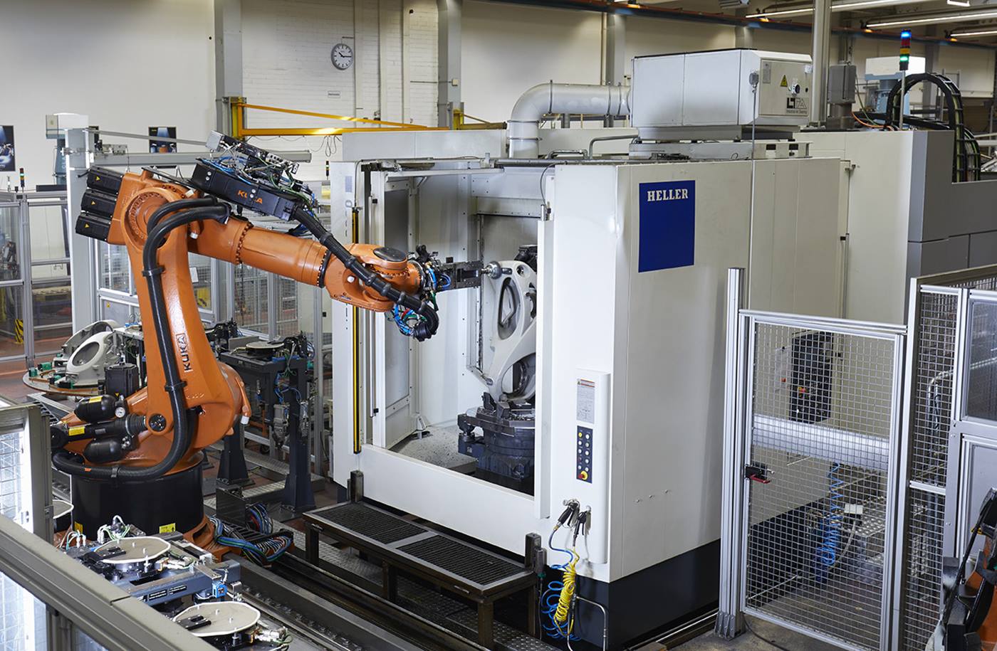 Light machining center at KUKA Robot Manufacturing