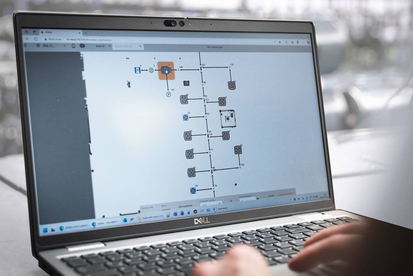 AMR-Flottenmanagement für automatisierten Materialtransport in Produktion und Intralogistik.