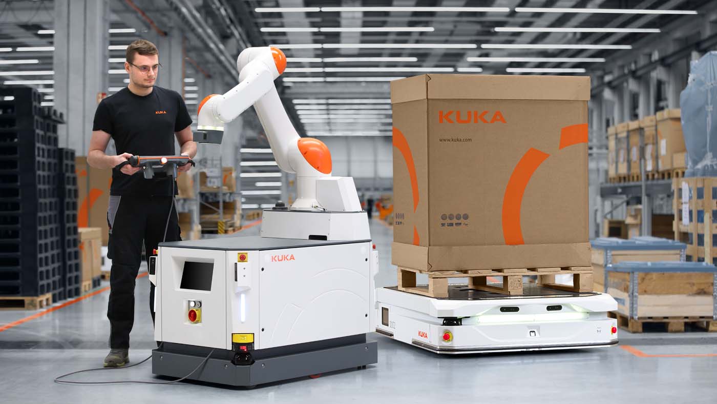 Collaborative Autonomous Mobile Robot KMR iisy by Material Transport