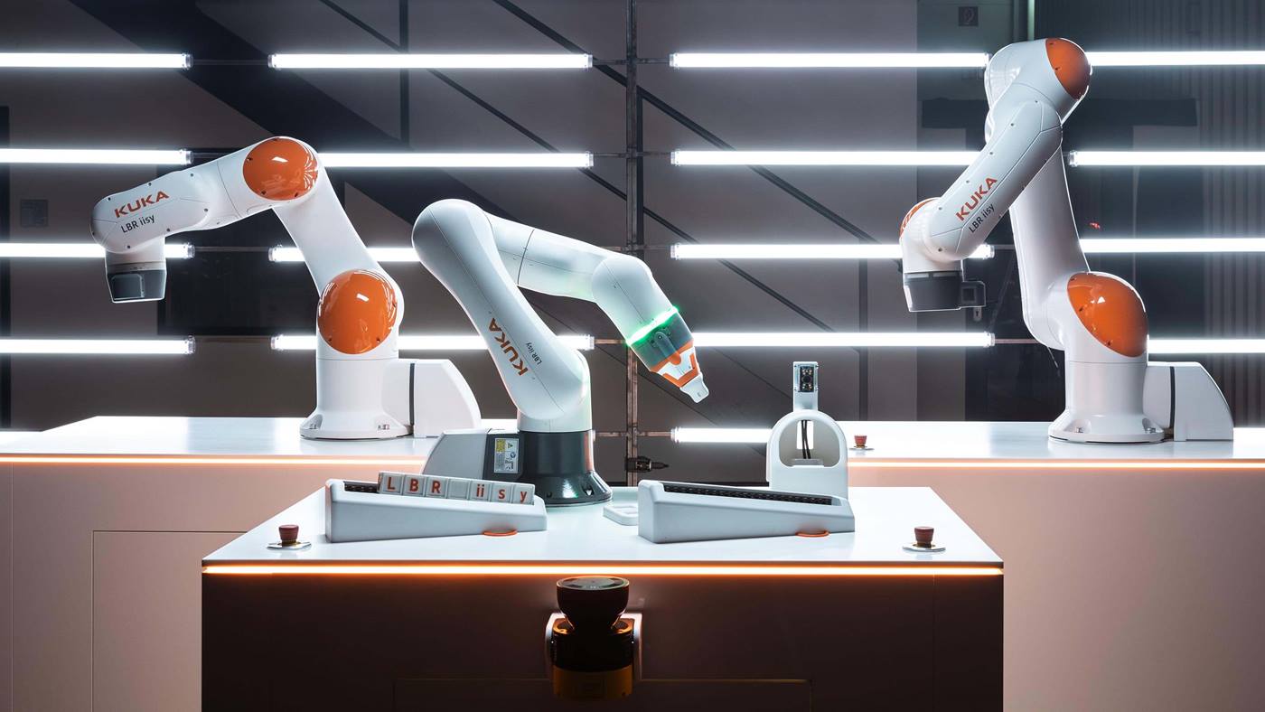 LBR iisy Cobots new variants 3 11 15 kg