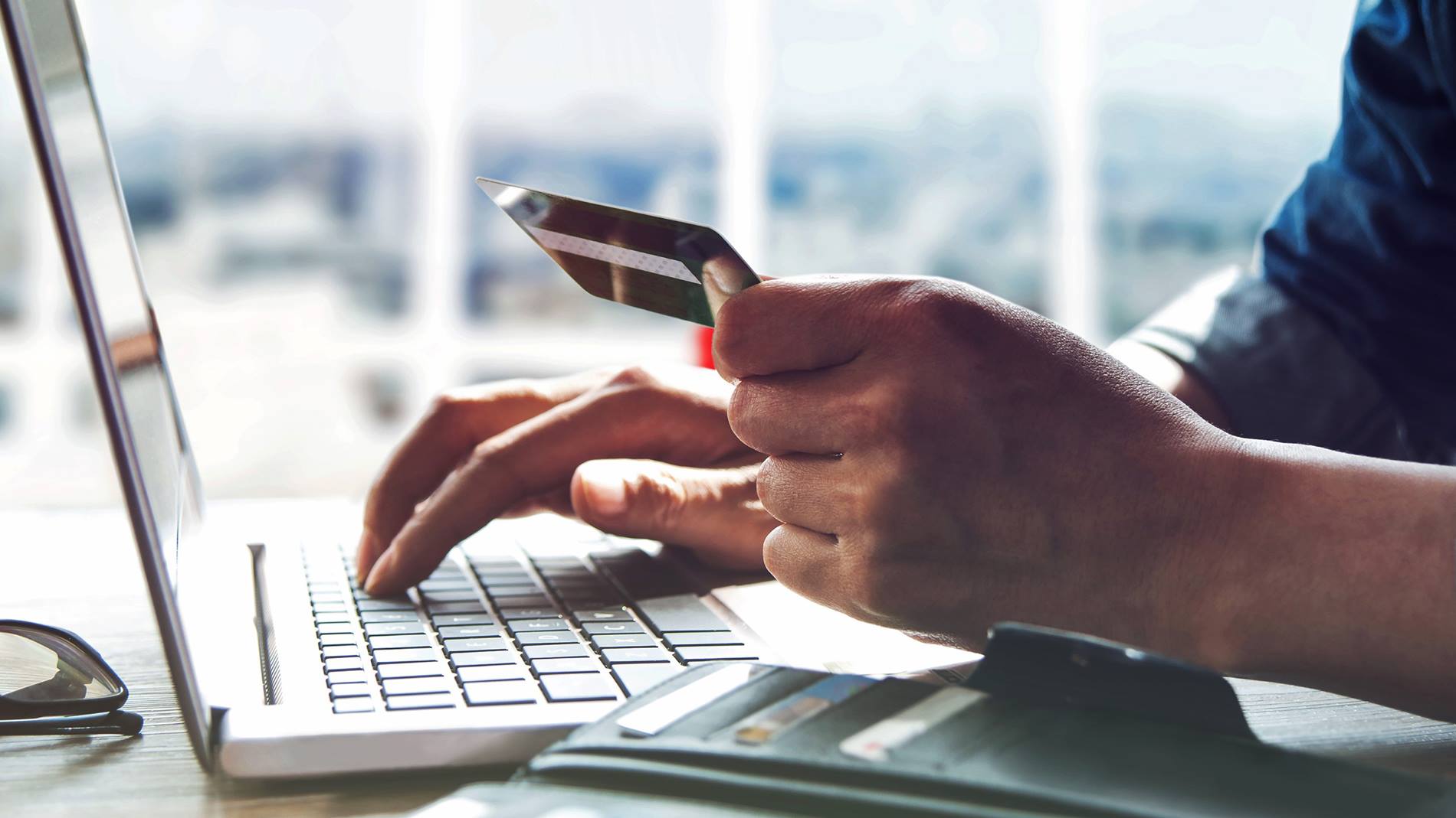 Automatisering van E-commerce en retail logistiek