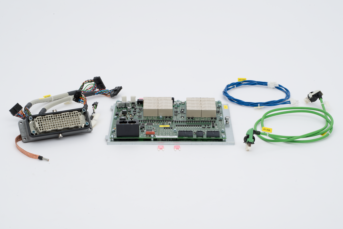 KUKA INTERFACE Parallel-Safety X13